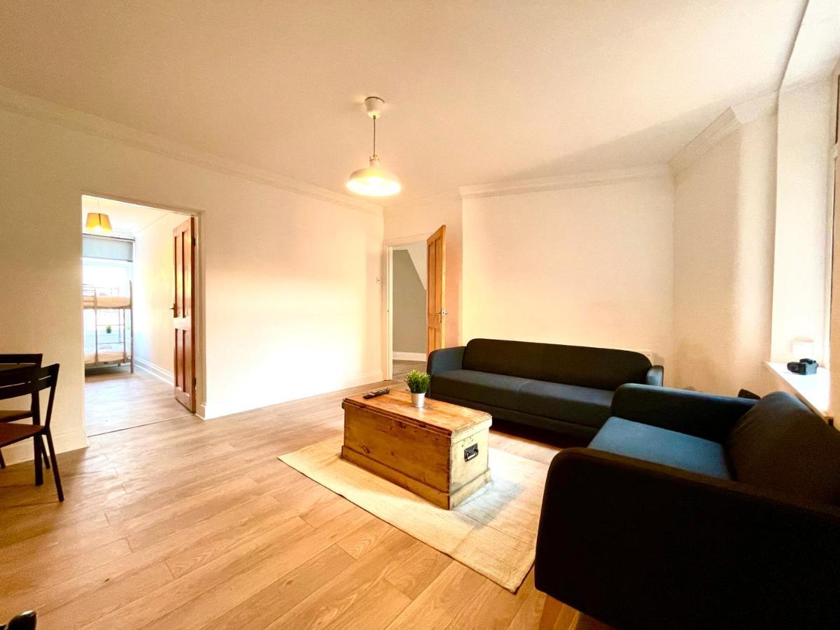 Huge Serviced Apartment With Free Parking Jesmond Zewnętrze zdjęcie